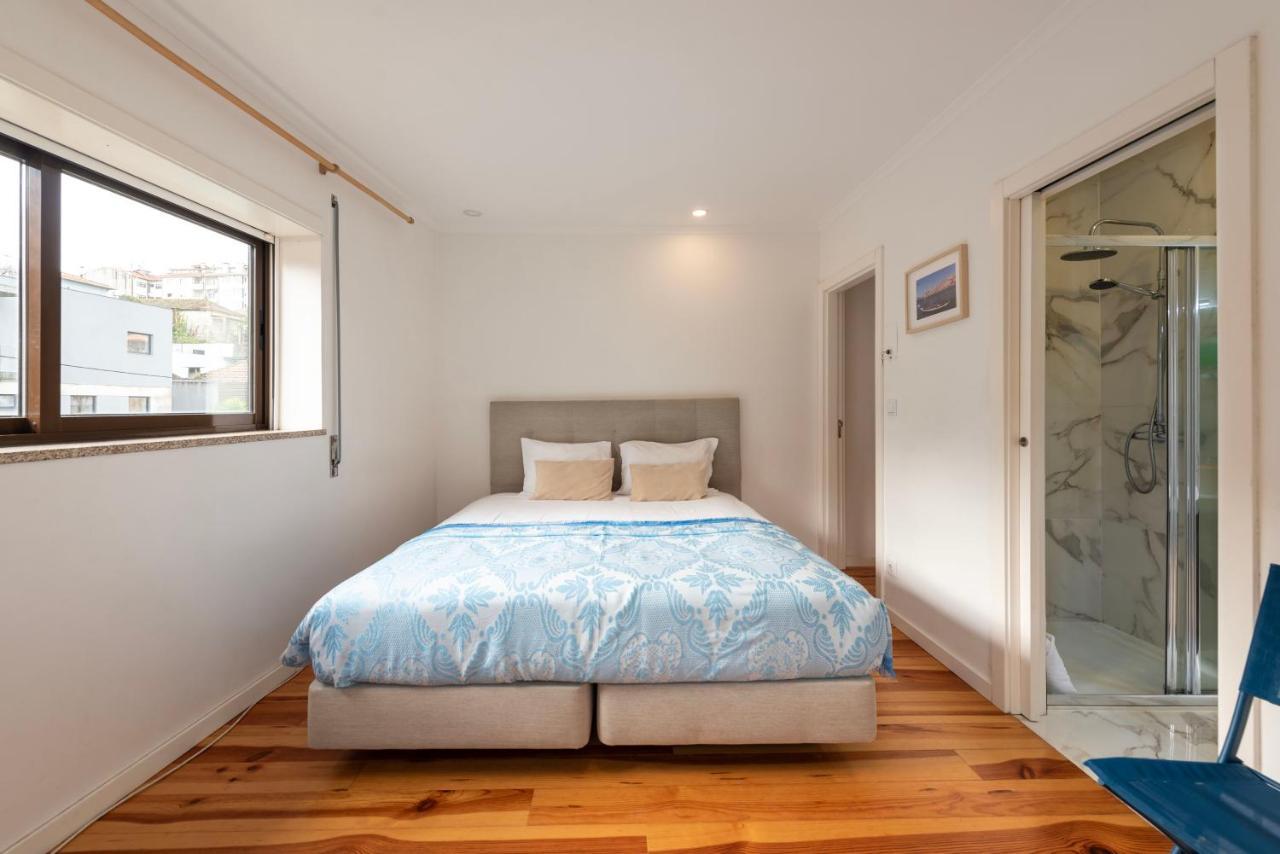 Joivy Inviting Accommodations In บีลาโนวาเดกายา ภายนอก รูปภาพ