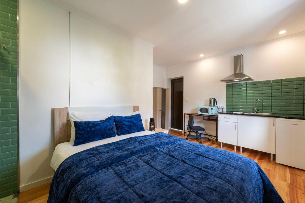 Joivy Inviting Accommodations In บีลาโนวาเดกายา ภายนอก รูปภาพ