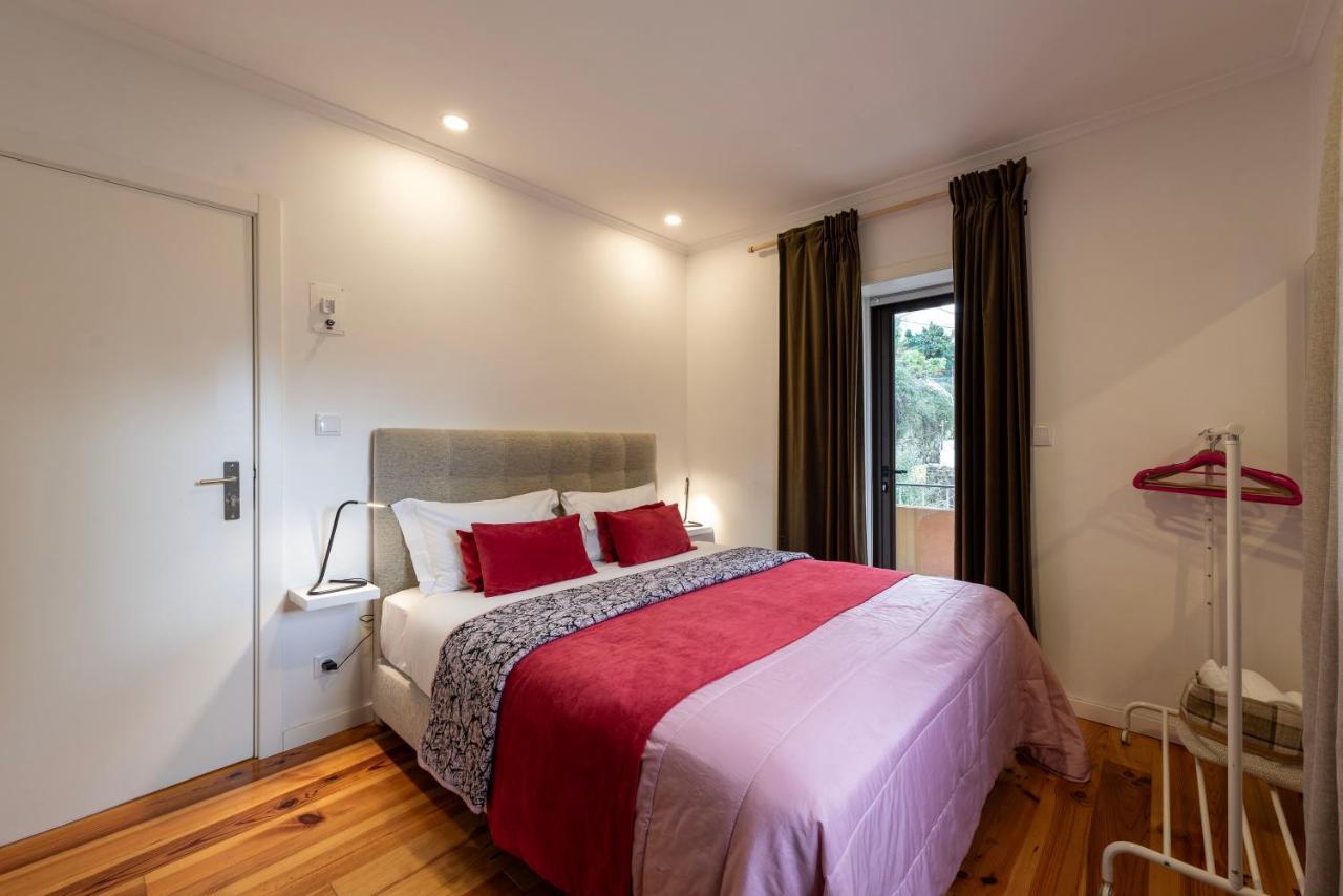 Joivy Inviting Accommodations In บีลาโนวาเดกายา ภายนอก รูปภาพ