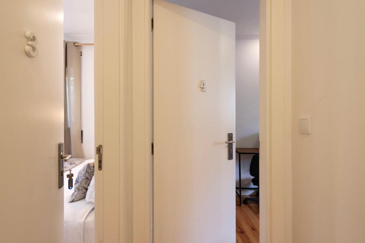 Joivy Inviting Accommodations In บีลาโนวาเดกายา ภายนอก รูปภาพ